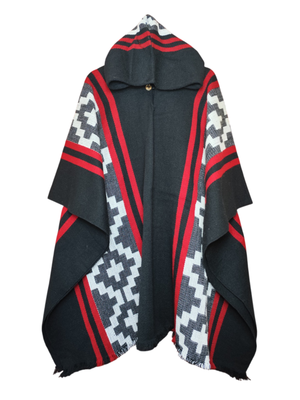 Poncho Newen Negro con Blanco Alpaca y Oveja